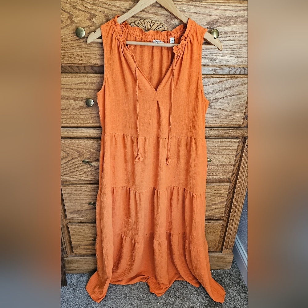 Orange Max London Sleeveless Maxi Dress